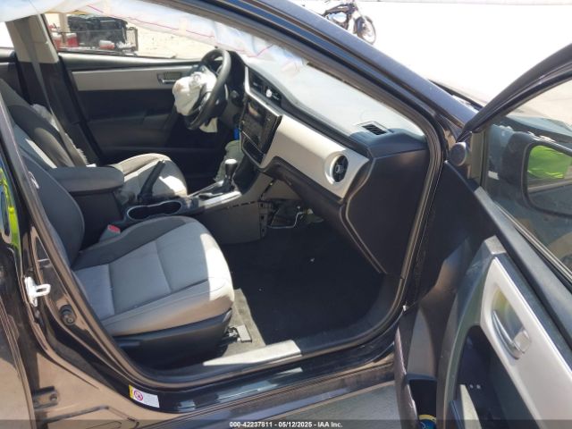 2017 TOYOTA COROLLA 5YFBURHE0HP617658 Photo 4