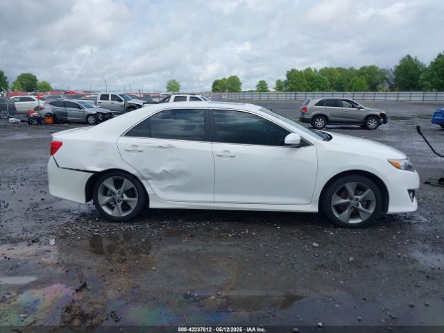 4T1BF1FK0EU831337 Toyota Camry Se Sport