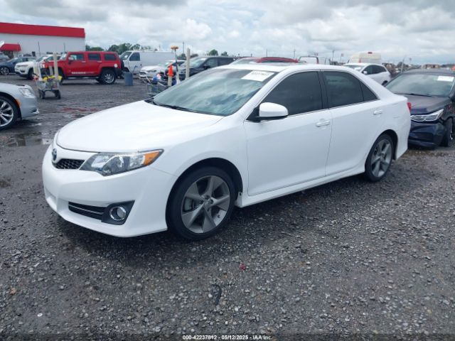 4T1BF1FK0EU831337 Toyota Camry Se Sport