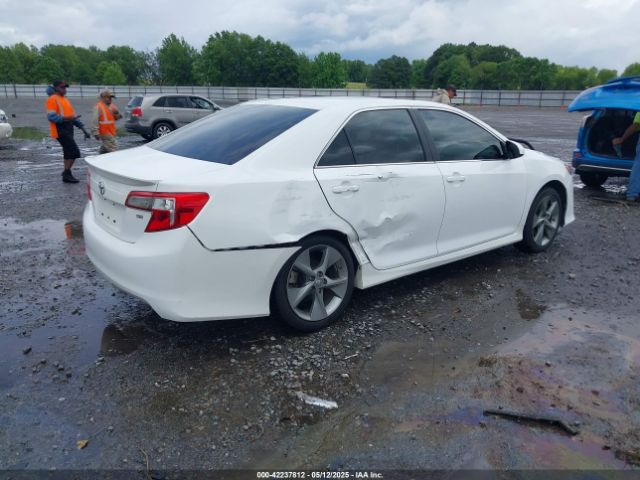 4T1BF1FK0EU831337 Toyota Camry Se Sport