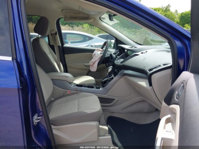 1FMCU0GX4EUE18464 Ford ESCAPE SE