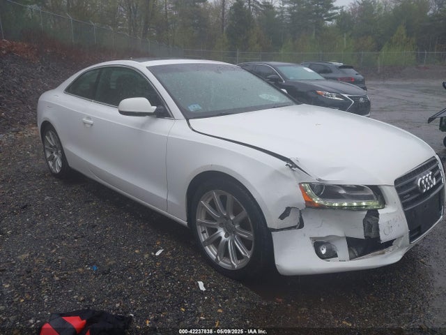 2011 AUDI A5 WAULFAFR3BA054717 Photo 0