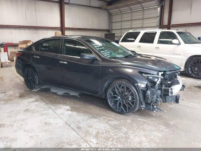 2013 Nissan Altima 2.5 S მანქანა იყიდება აუქციონზე, vin: 1N4AL3AP5DN557543, აუქციონის ნომერი: 42237873