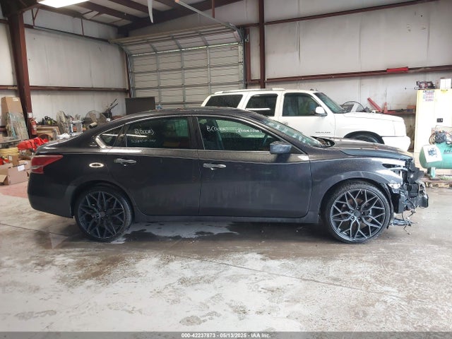 2013 Nissan Altima 2.5 S მანქანა იყიდება აუქციონზე, vin: 1N4AL3AP5DN557543, აუქციონის ნომერი: 42237873