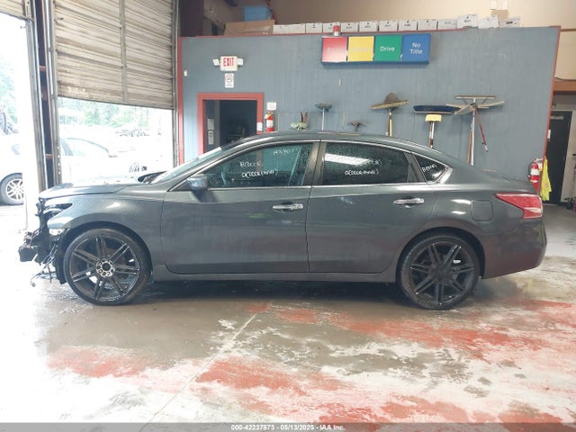 2013 Nissan Altima 2.5 S მანქანა იყიდება აუქციონზე, vin: 1N4AL3AP5DN557543, აუქციონის ნომერი: 42237873