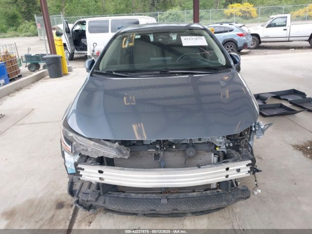 5YFB4MDE8PP042068 Toyota COROLLA LE