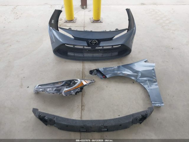 5YFB4MDE8PP042068 Toyota COROLLA LE