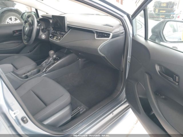 5YFB4MDE8PP042068 Toyota COROLLA LE