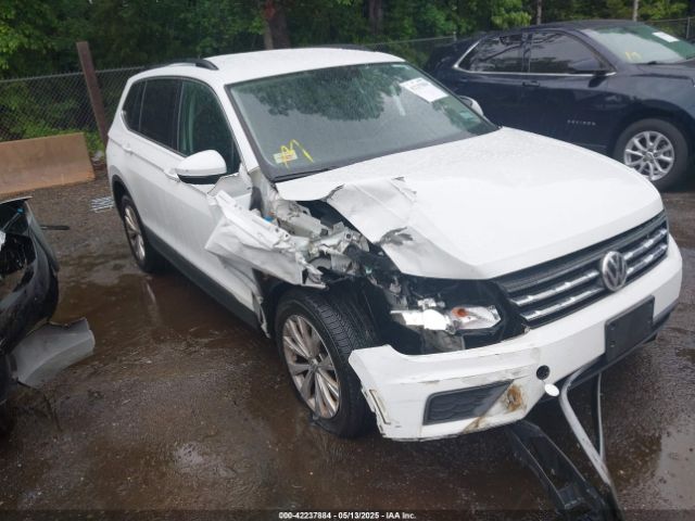2018 VOLKSWAGEN TIGUAN 3VV2B7AX0JM096512