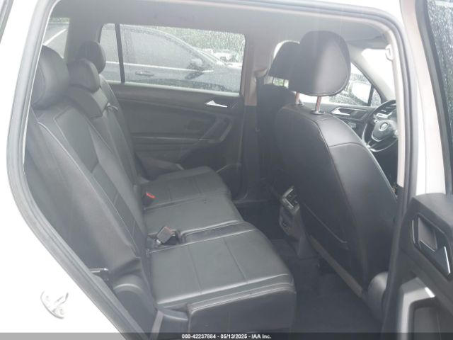 2018 VOLKSWAGEN TIGUAN 3VV2B7AX0JM096512 Photo 7