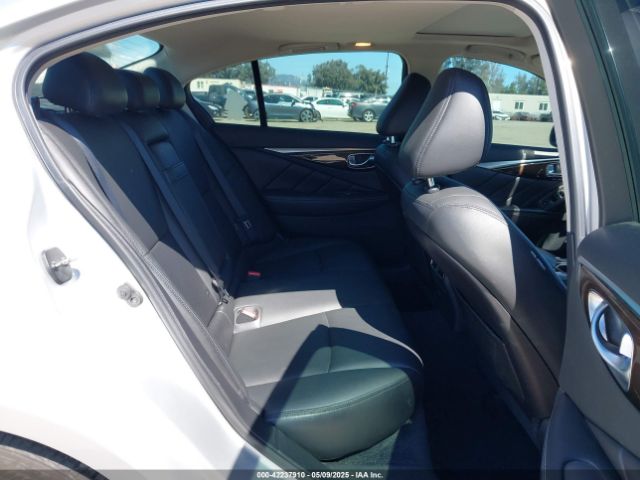 JN1EV7AP5JM592164 Infiniti Q50 3.0t Luxe
