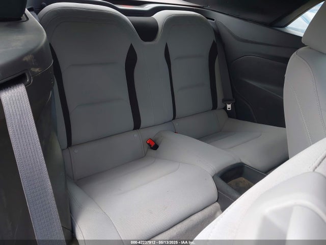 1G1FA3DX1K0138612 Chevrolet Camaro 1lt