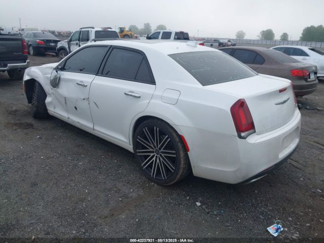 2015 CHRYSLER 300 2C3CCABG1FH908809 Photo 2