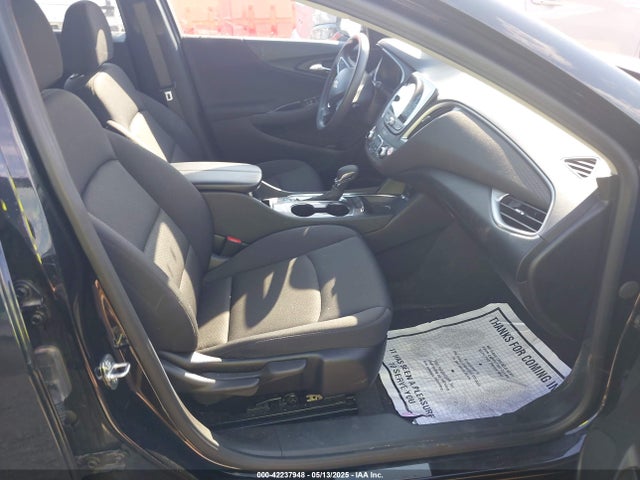 1G1ZD5ST9RF152961 Chevrolet Malibu Fwd 1lt
