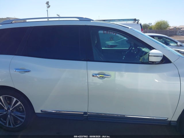 5N1DR2MN7JC637875 Nissan Pathfinder Platinum