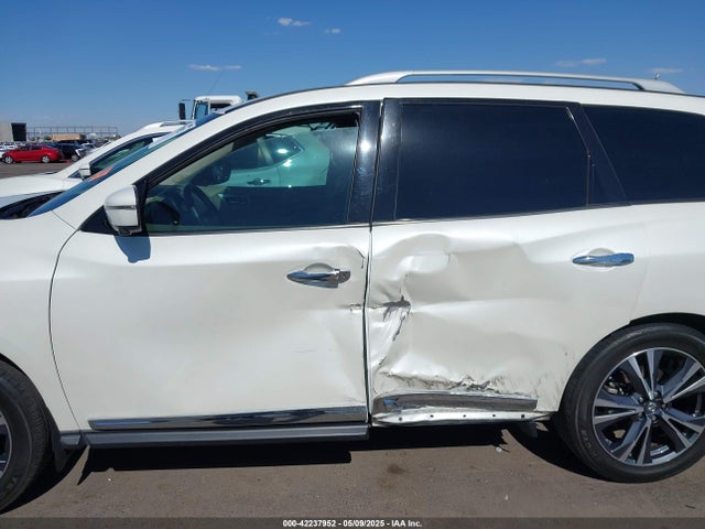5N1DR2MN7JC637875 Nissan Pathfinder Platinum