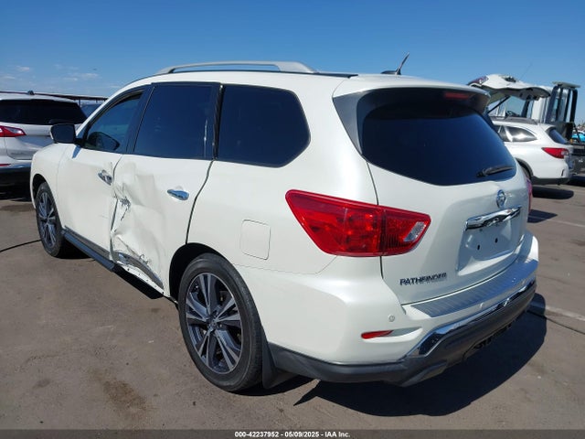 5N1DR2MN7JC637875 Nissan Pathfinder Platinum