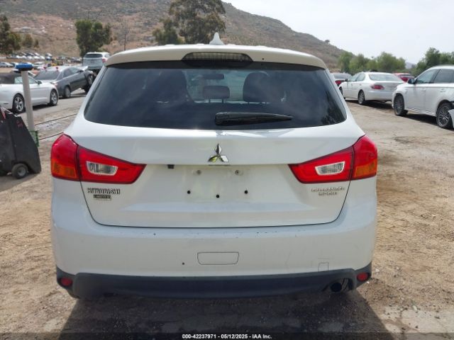 JA4AP3AU4HZ070007 Mitsubishi Outlander Sport 2.0 Le