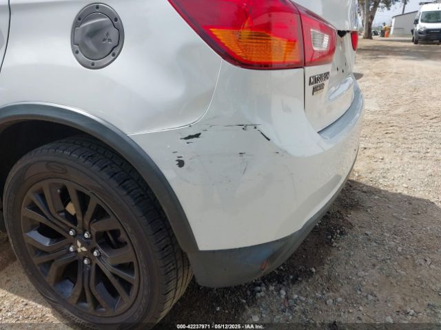 JA4AP3AU4HZ070007 Mitsubishi Outlander Sport 2.0 Le