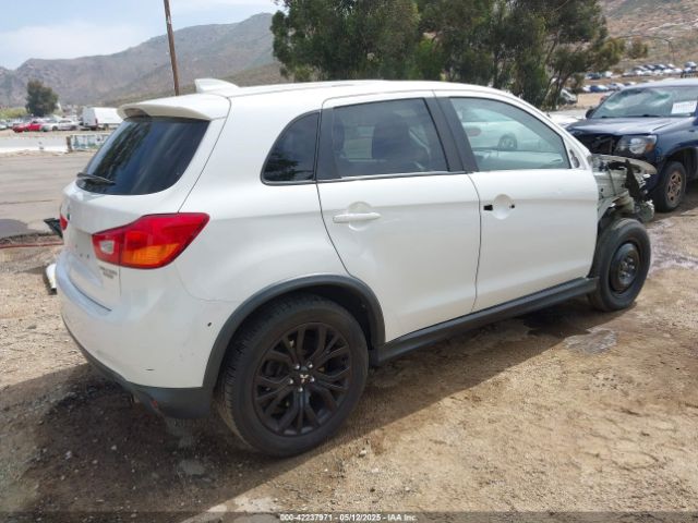 JA4AP3AU4HZ070007 Mitsubishi Outlander Sport 2.0 Le