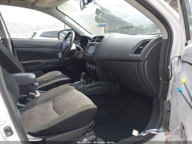 JA4AP3AU4HZ070007 Mitsubishi Outlander Sport 2.0 Le