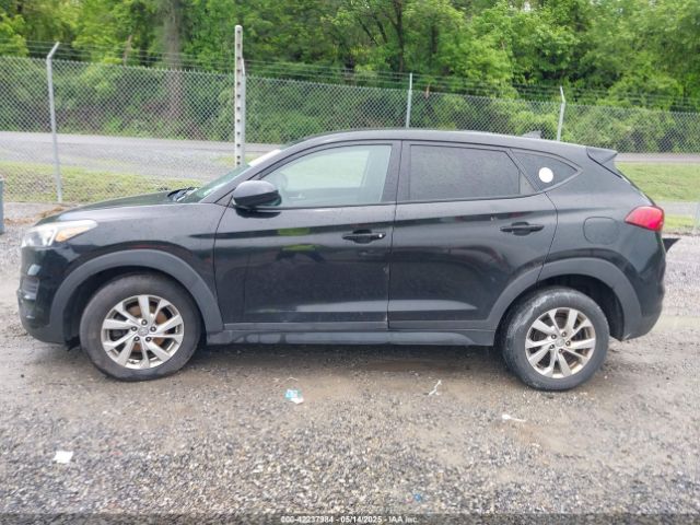 KM8J2CA42KU865075 Hyundai TUCSON SE