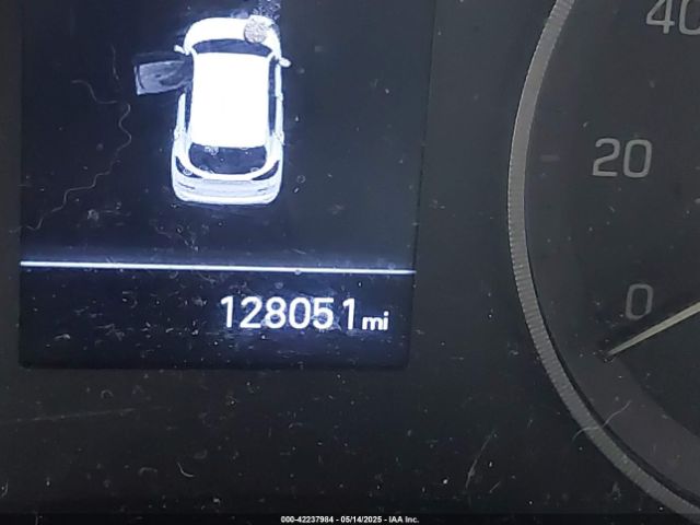 KM8J2CA42KU865075 Hyundai TUCSON SE