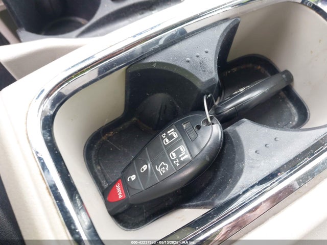 2C4RC1BG2FR588111 Chrysler Town & Country Touring