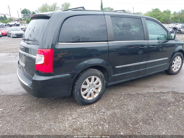 2C4RC1BG2FR588111 Chrysler Town & Country Touring