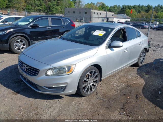 2015 VOLVO S60 YV140MFC0F2316192 Photo 1
