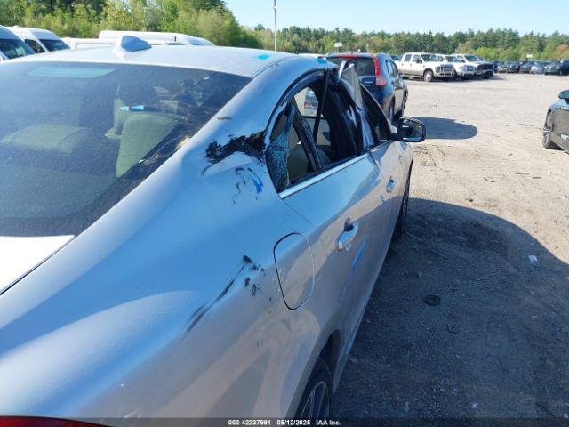 2015 VOLVO S60 YV140MFC0F2316192 Photo 5