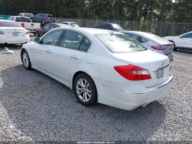 2013 HYUNDAI GENESIS KMHGC4DD2DU235861 Photo 2