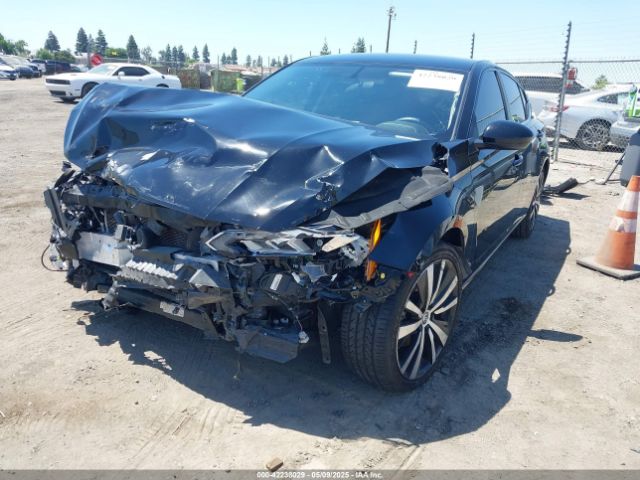 1N4BL4CV2KC160757 Nissan Altima 2.5 Sr