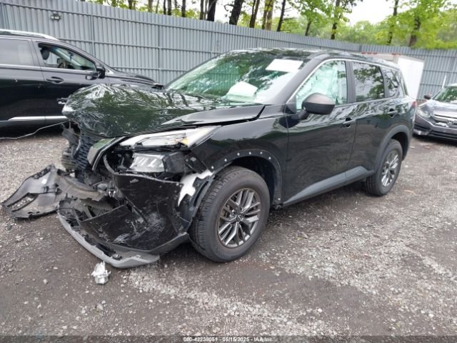 5N1BT3AB6PC670111 Nissan Rogue S Intelligent Awd