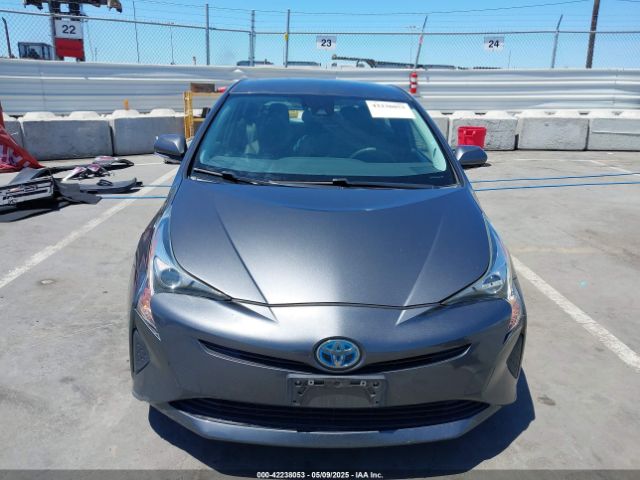 JTDKARFU4H3039947 Toyota Prius Four