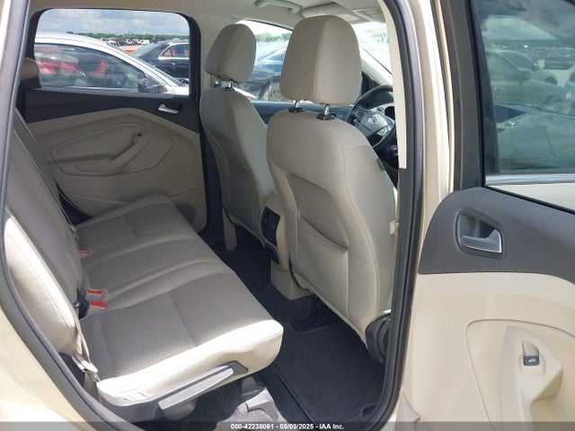 1FMCU0GD7HUE91483 Ford ESCAPE SE