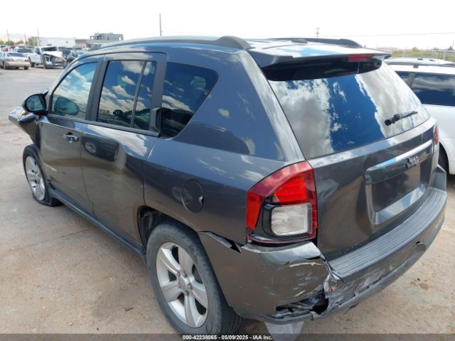 2016 JEEP COMPASS 1C4NJCBA8GD611939 Photo 2