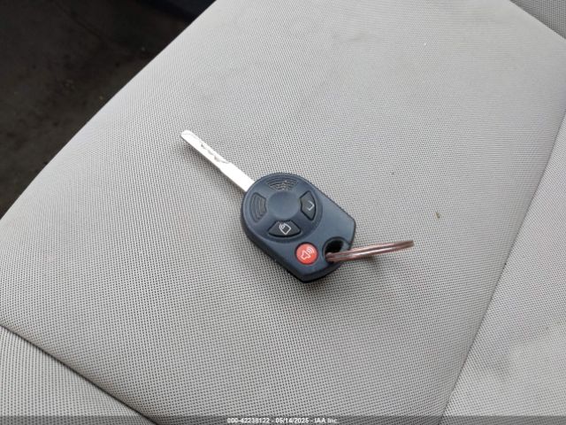 1FMCU9G9XFUB77159 Ford ESCAPE SE
