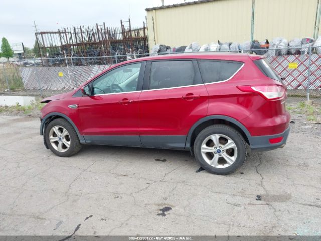 1FMCU9G9XFUB77159 Ford ESCAPE SE