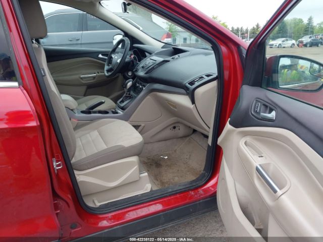 1FMCU9G9XFUB77159 Ford ESCAPE SE