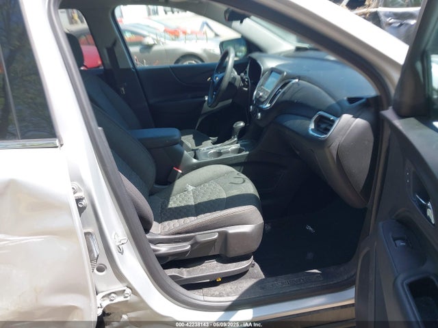2GNAXJEV5J6309683 Chevrolet EQUINOX LT