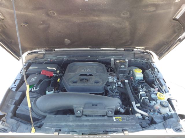 1C4HJXEN1JW236779 Jeep Wrangler