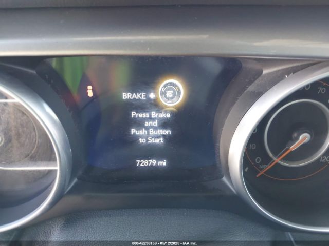 1C4HJXEN1JW236779 Jeep Wrangler