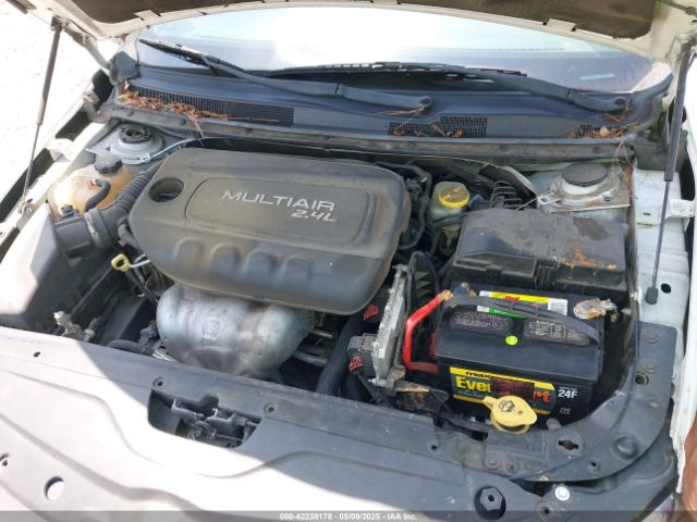 1C3CCCAB3FN687299 Chrysler 200 Limited