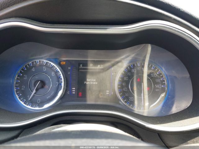 1C3CCCAB3FN687299 Chrysler 200 Limited