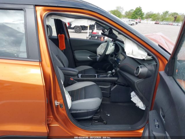 2023 NISSAN KICKS 3N1CP5DV2PL523564 Photo 4