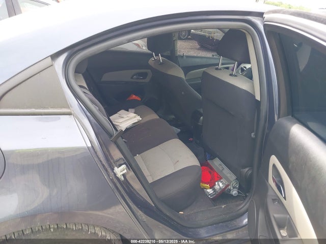 1G1PA5SH1E7425780 Chevrolet Cruze Ls Auto