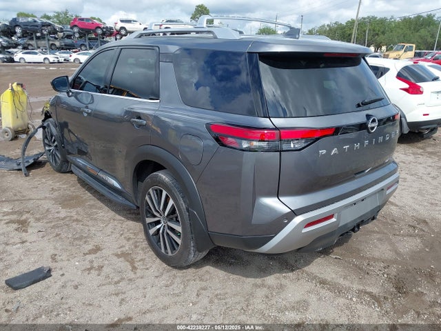 5N1DR3DG6RC300424 Nissan Pathfinder Platinum Fwd