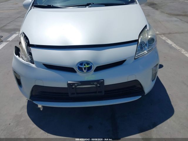 JTDKN3DU7F1936953 Toyota Prius Two