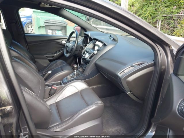 1FADP3L98GL296781 Ford FOCUS ST